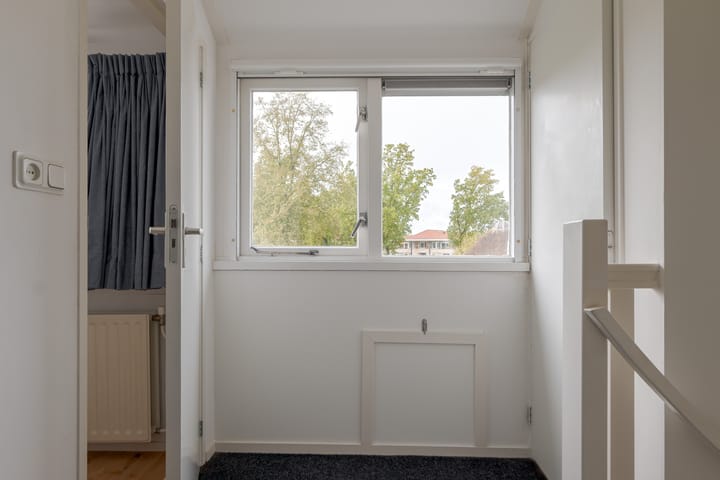 Foto 44 van Larixlaan 14