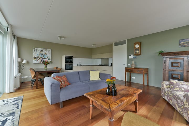 Foto 16 van Broeder Alarmstraat 113