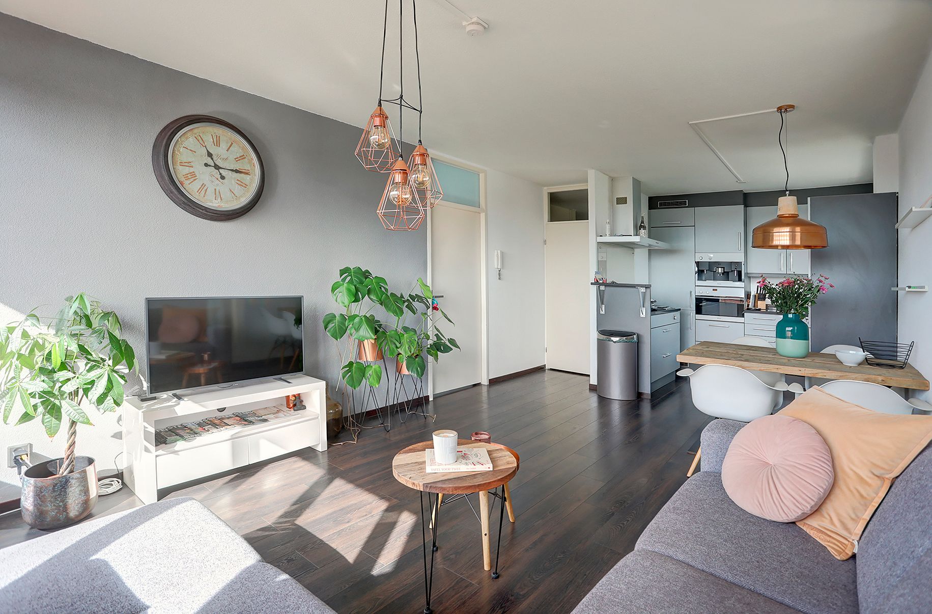 Foto 9 van Burg. Hustinxstraat 264