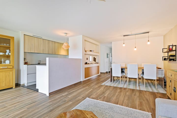 Photo 3 of Valkenburgerstraat 153