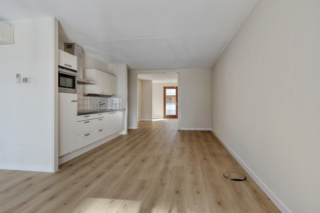 Foto 6 van Purperhoedenveem 30