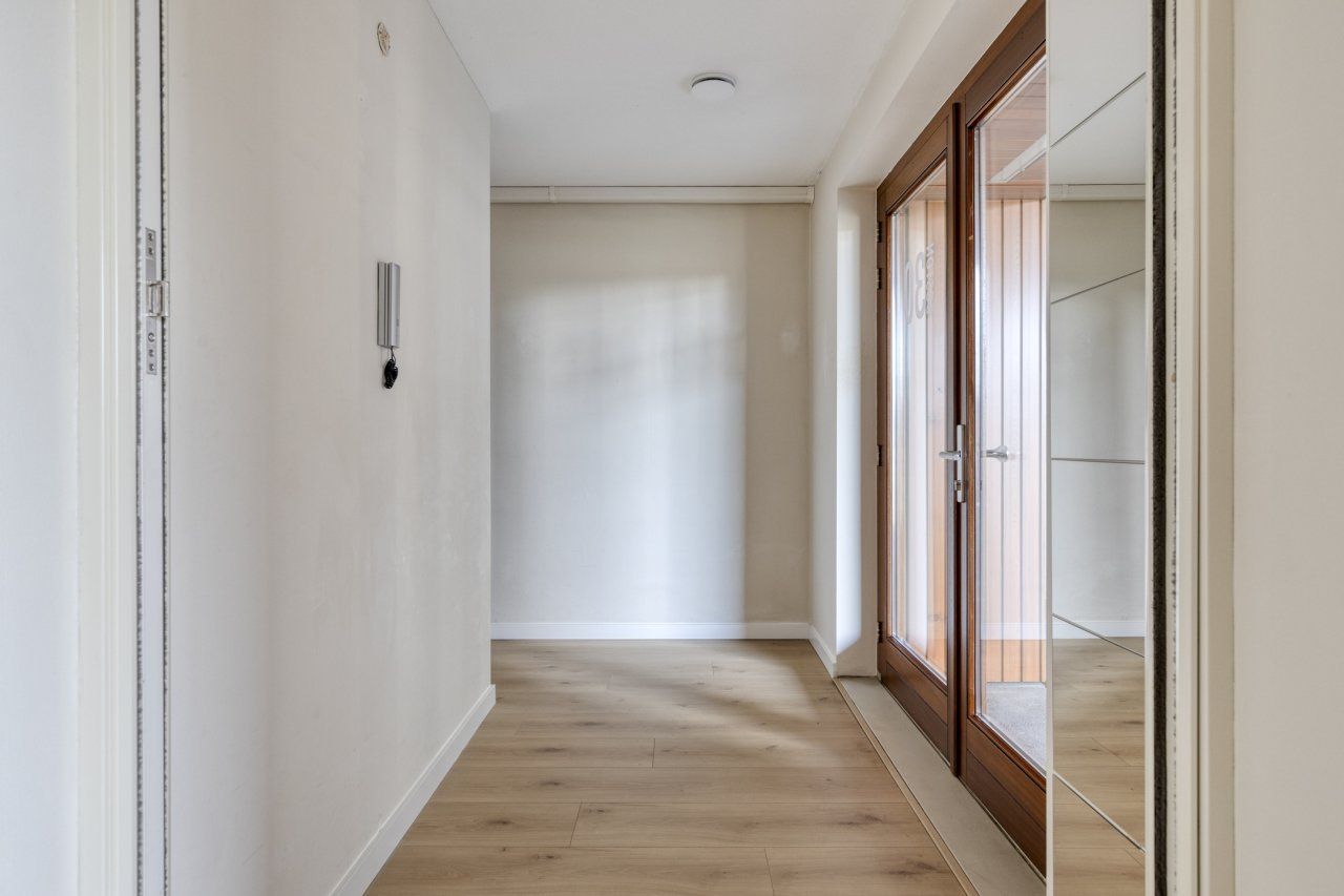 Foto 12 van Purperhoedenveem 30