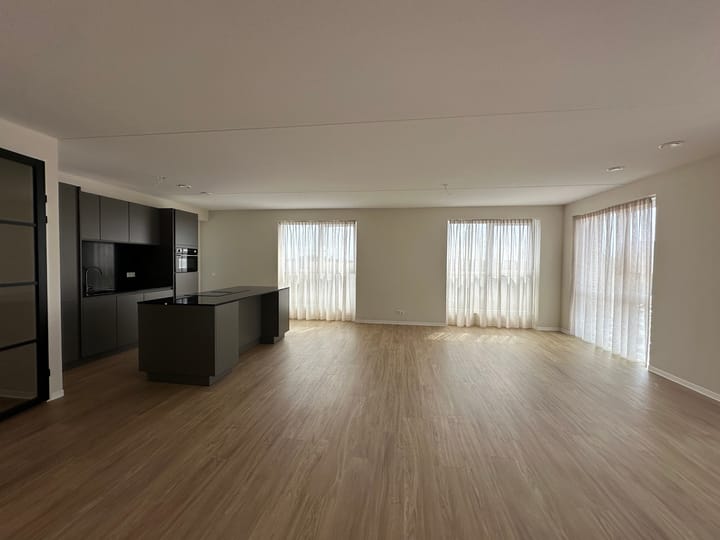 Photo 15 of Westhavendijk 127