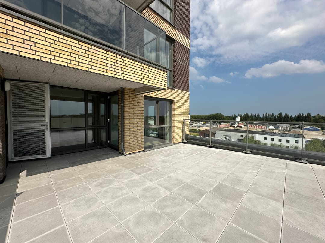 Photo 32 of Westhavendijk 127