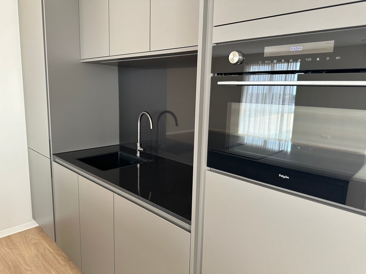 Photo 19 of Westhavendijk 127