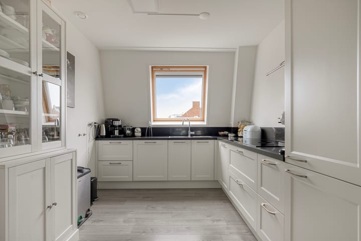 Foto 3 van Taets van Amerongenweg 2-07