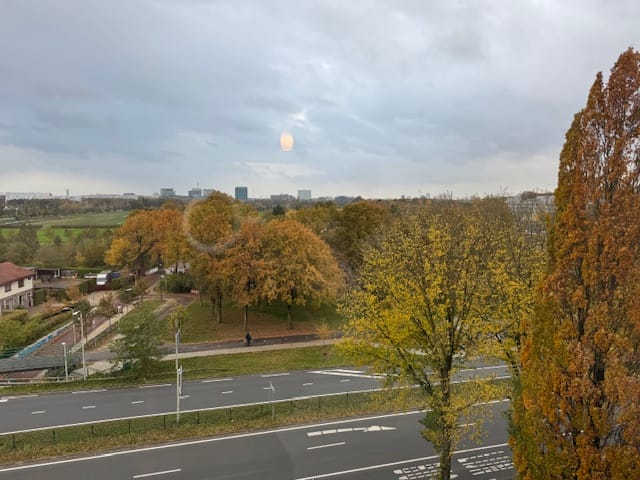 Foto 25 van Biltstein 150