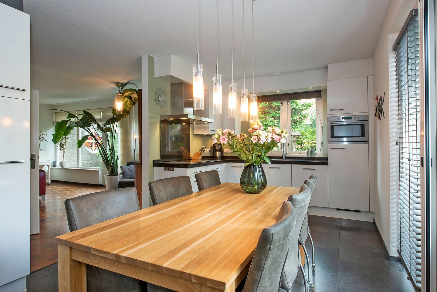 Foto 10 van Goudenregenstraat 10