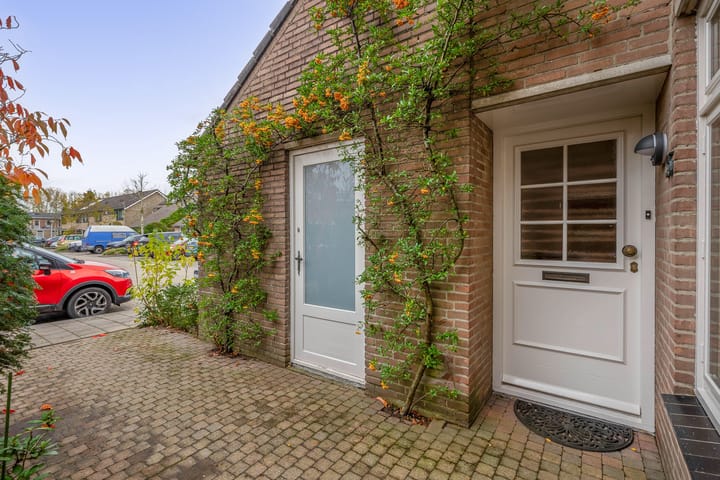 Foto 7 van Monarchstraat 35