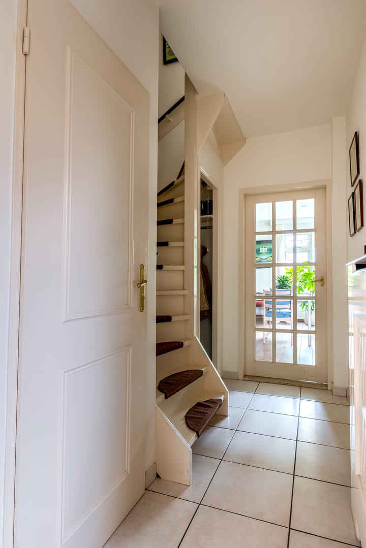 Foto 10 van Monarchstraat 35