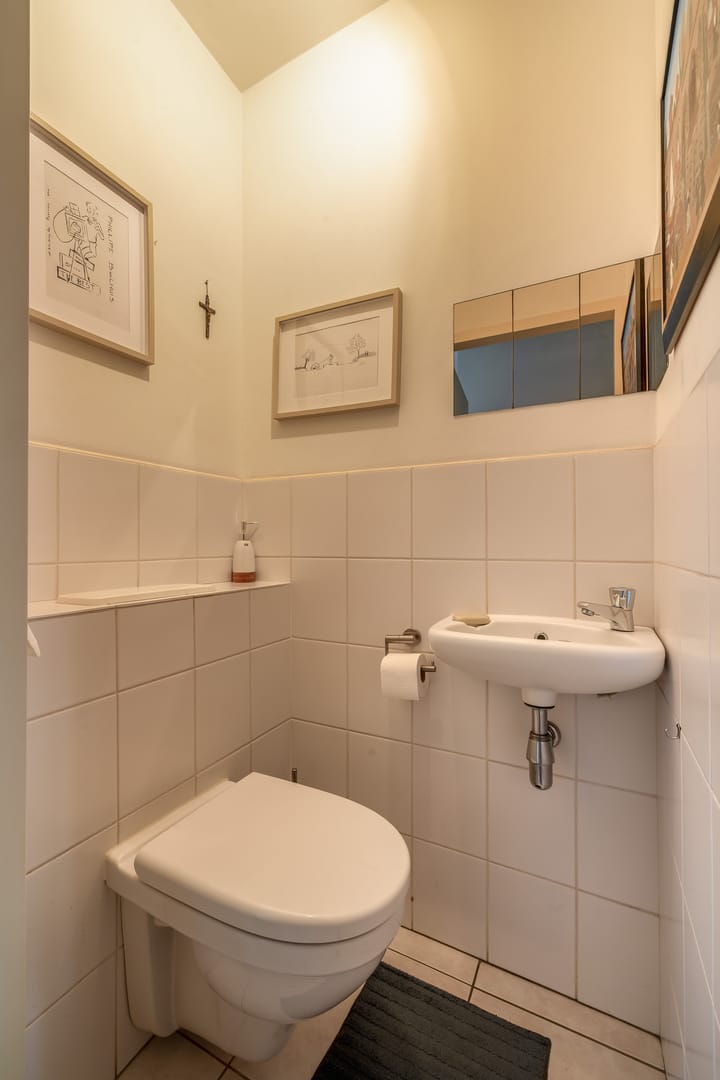 Foto 11 van Monarchstraat 35