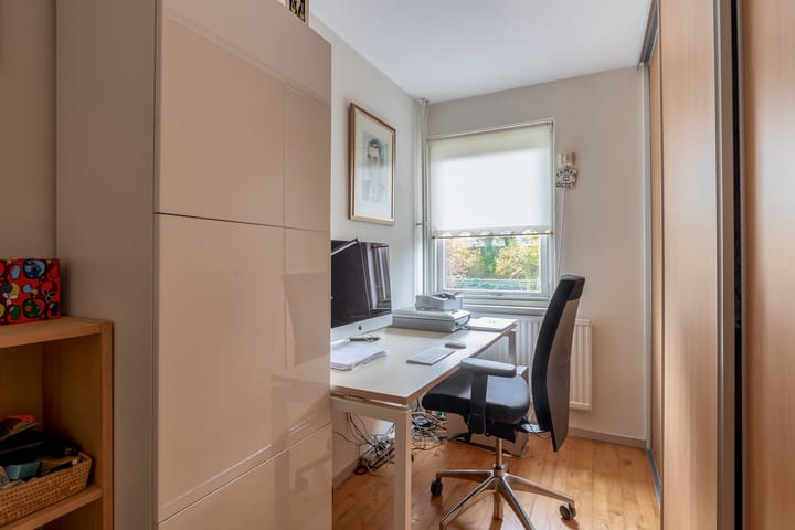 Foto 32 van Monarchstraat 35