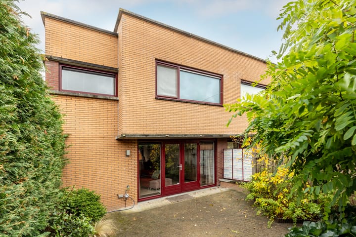 Photo 36 of Maria Rutgersstraat 11