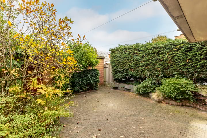 Photo 39 of Maria Rutgersstraat 11