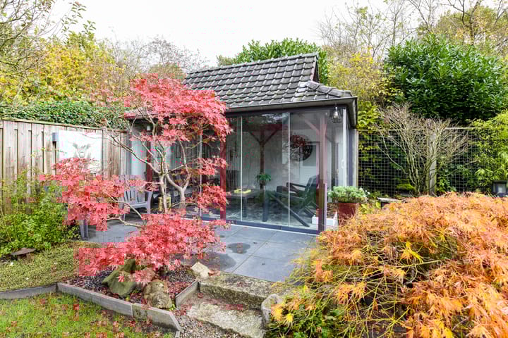 Photo 47 of Corridor 18