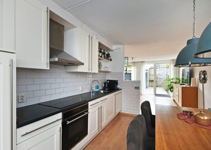 Photo 7 of Theodora Havertuin 11