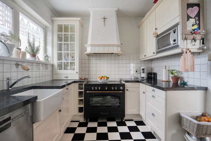 Foto 10 van Spoorstraat 54