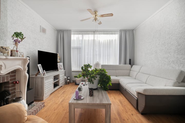 Foto 14 van Spoorstraat 54