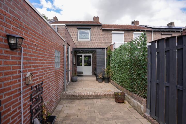 Foto 29 van Essenstraat 21