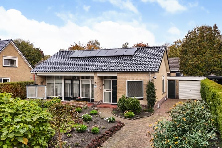 Photo 2 of H.W. van Glinstrastraat 37