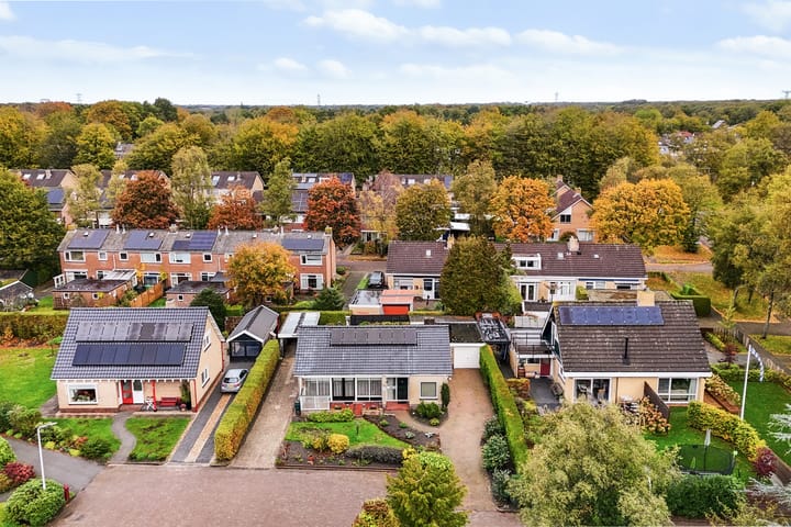 Photo 38 of H.W. van Glinstrastraat 37