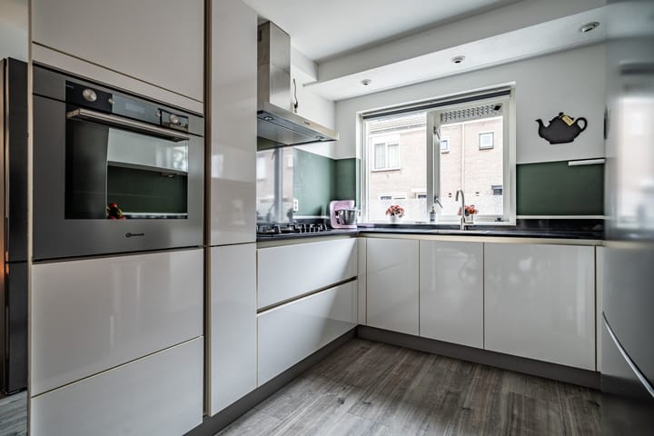 Photo 8 of Maarten 't Hartstraat 19