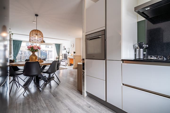 Photo 10 of Maarten 't Hartstraat 19