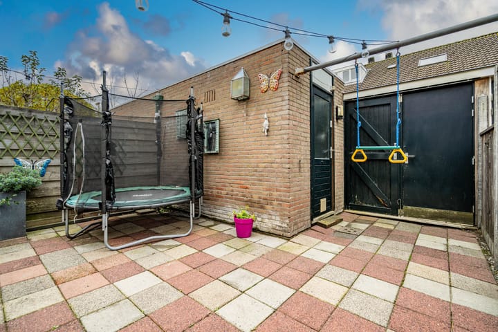 Photo 19 of Maarten 't Hartstraat 19