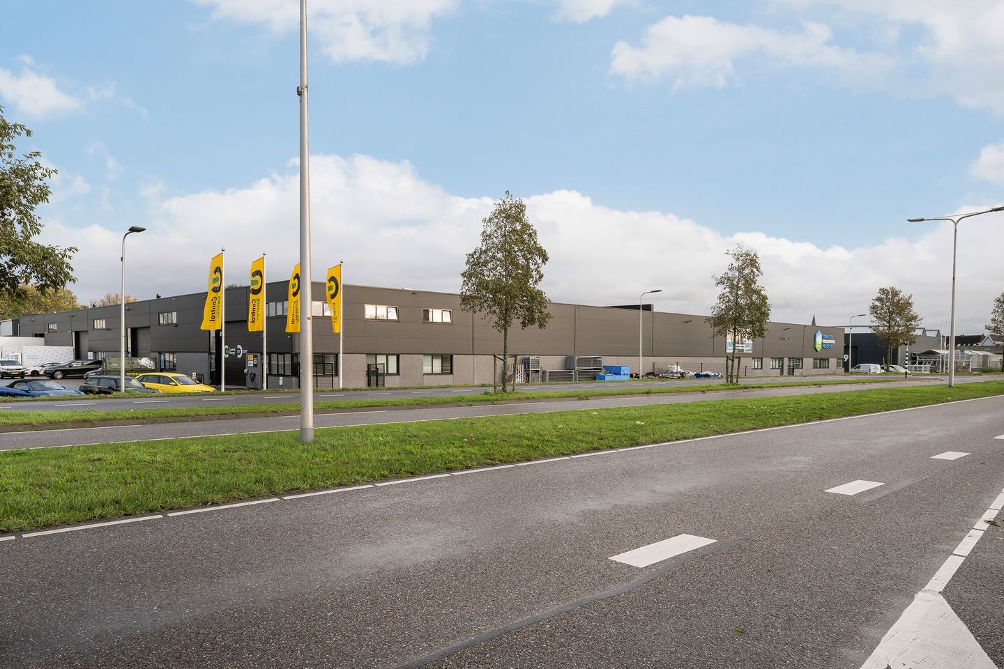 View photo 2 of Hooipolderweg 20