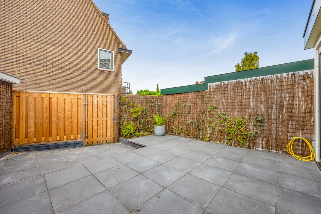 Photo 28 of Bodemanstraat 40