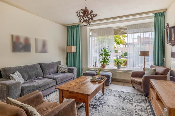 Photo 2 of Italiëlaan 10