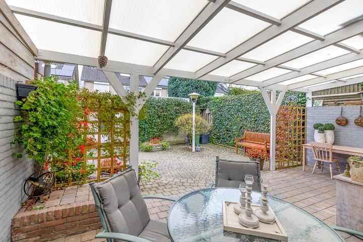 Photo 36 of Italiëlaan 10