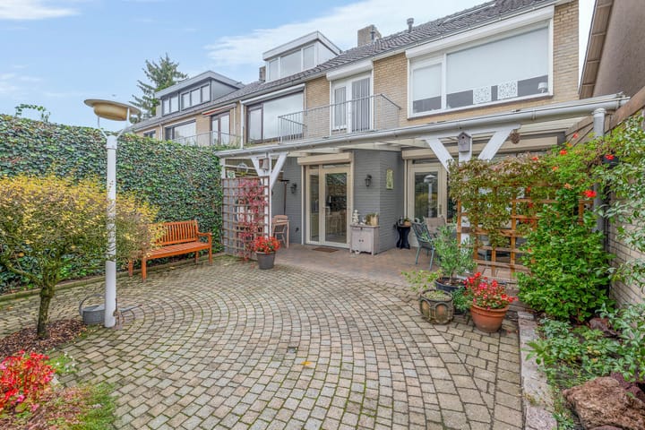 Photo 39 of Italiëlaan 10