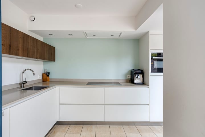 Foto 12 van Salernolaan 18