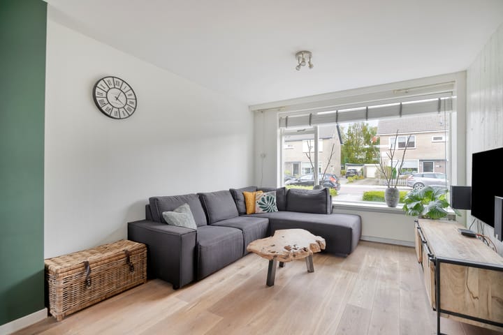 Photo 11 of Margrietlaan 27