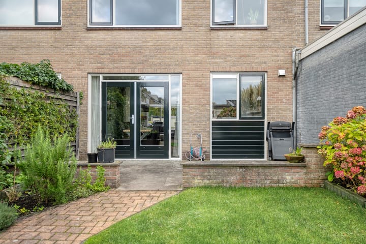 Photo 36 of Margrietlaan 27