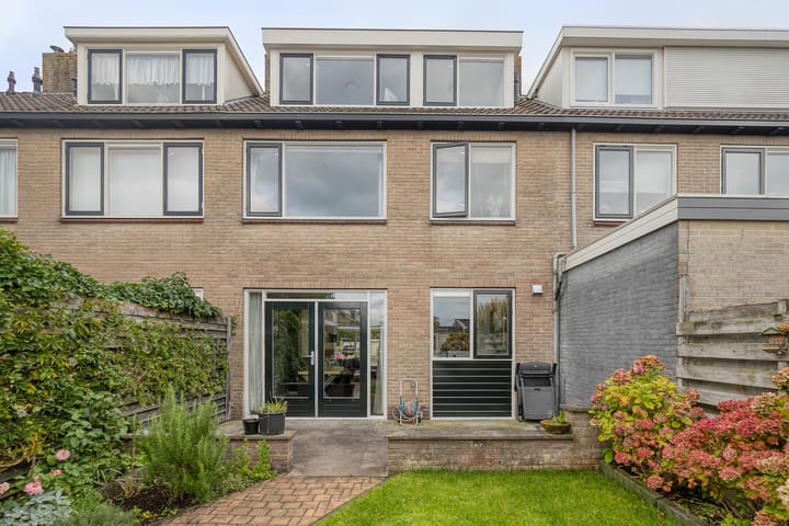 Photo 37 of Margrietlaan 27