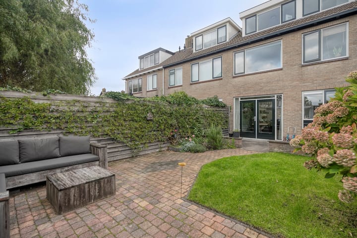 Photo 38 of Margrietlaan 27