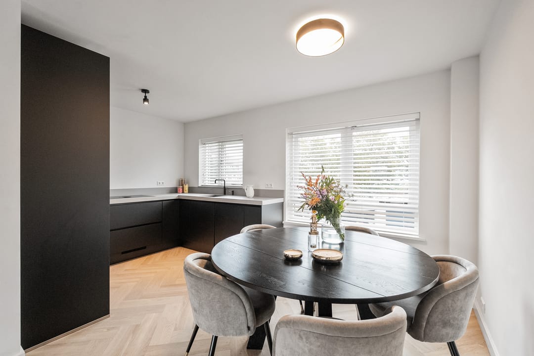 Photo 16 of Pluto 31