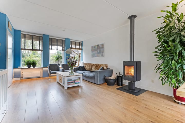 Photo 4 of Benensonstraat 21