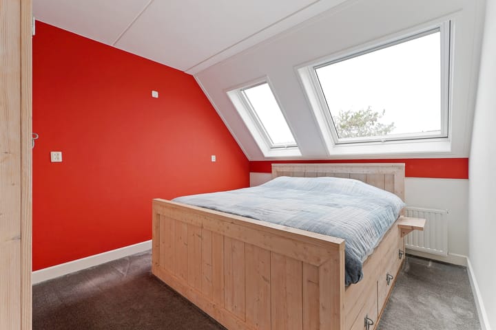 Photo 16 of Benensonstraat 21