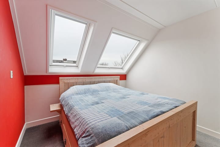 Photo 17 of Benensonstraat 21