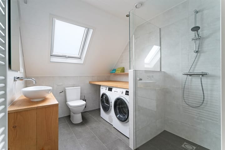 Photo 23 of Benensonstraat 21