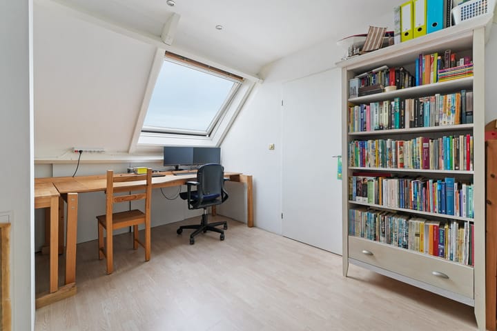 Photo 27 of Benensonstraat 21