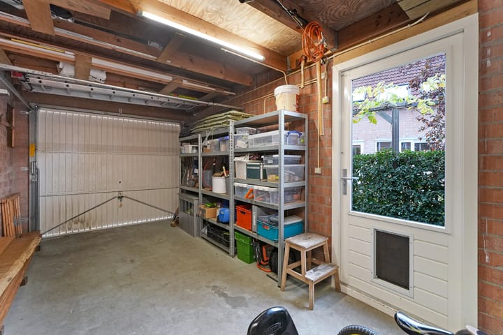 Photo 31 of Benensonstraat 21