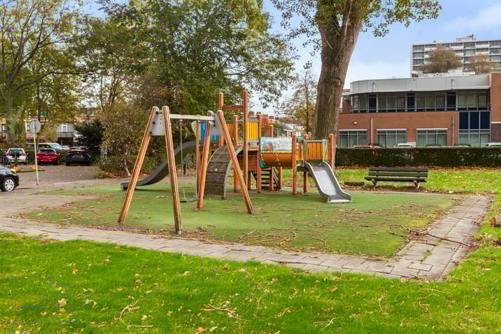 Foto 42 van Holysingel 242