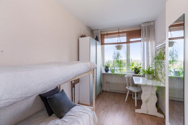 Foto 32 van Holysingel 242