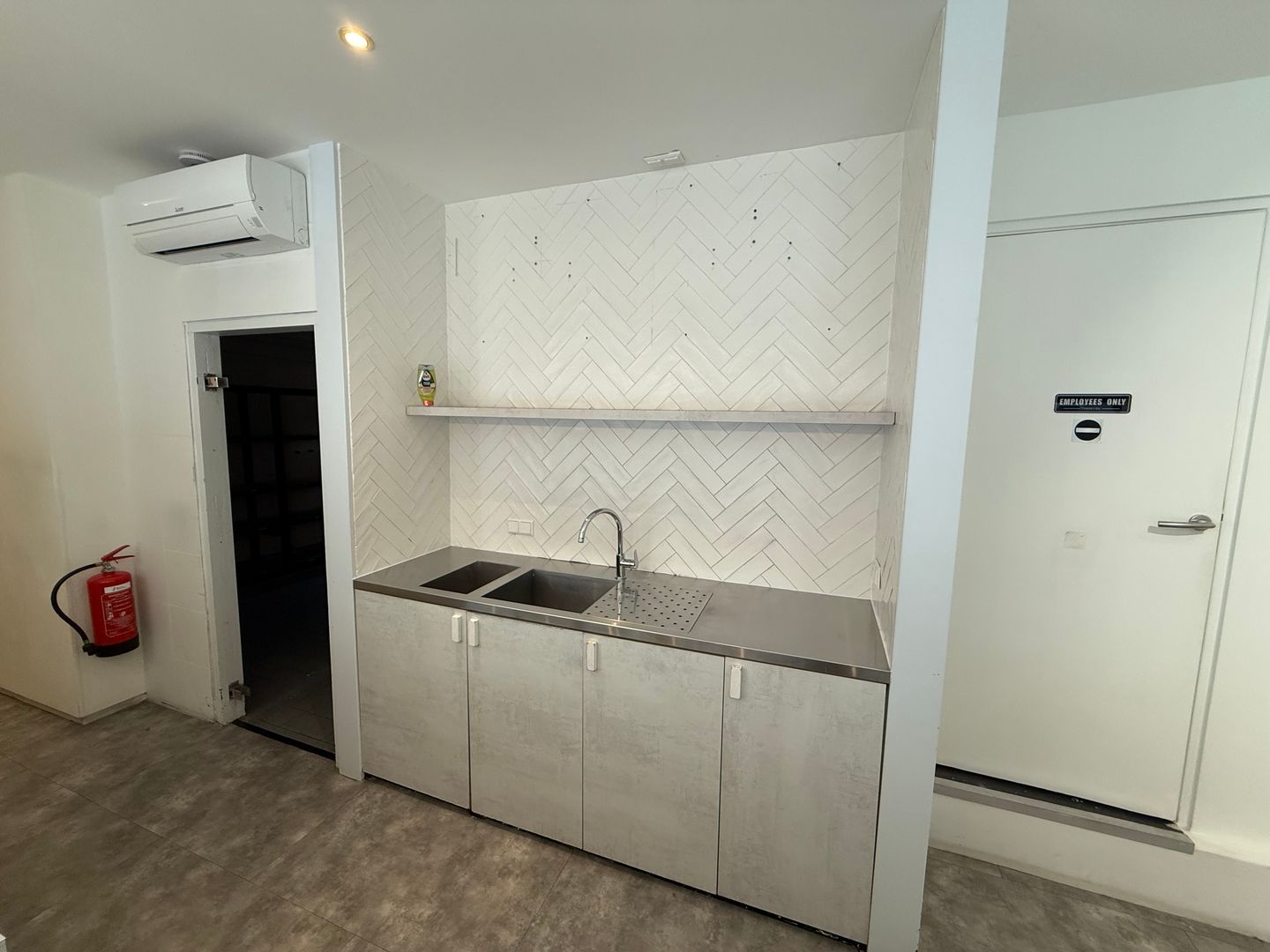 View photo 5 of Karel Doormanstraat 332