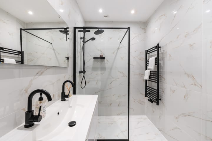 Photo 2 of Vijverhofstraat 175-B01