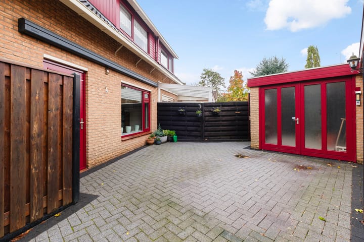 Foto 18 van Campbellhof 10-A